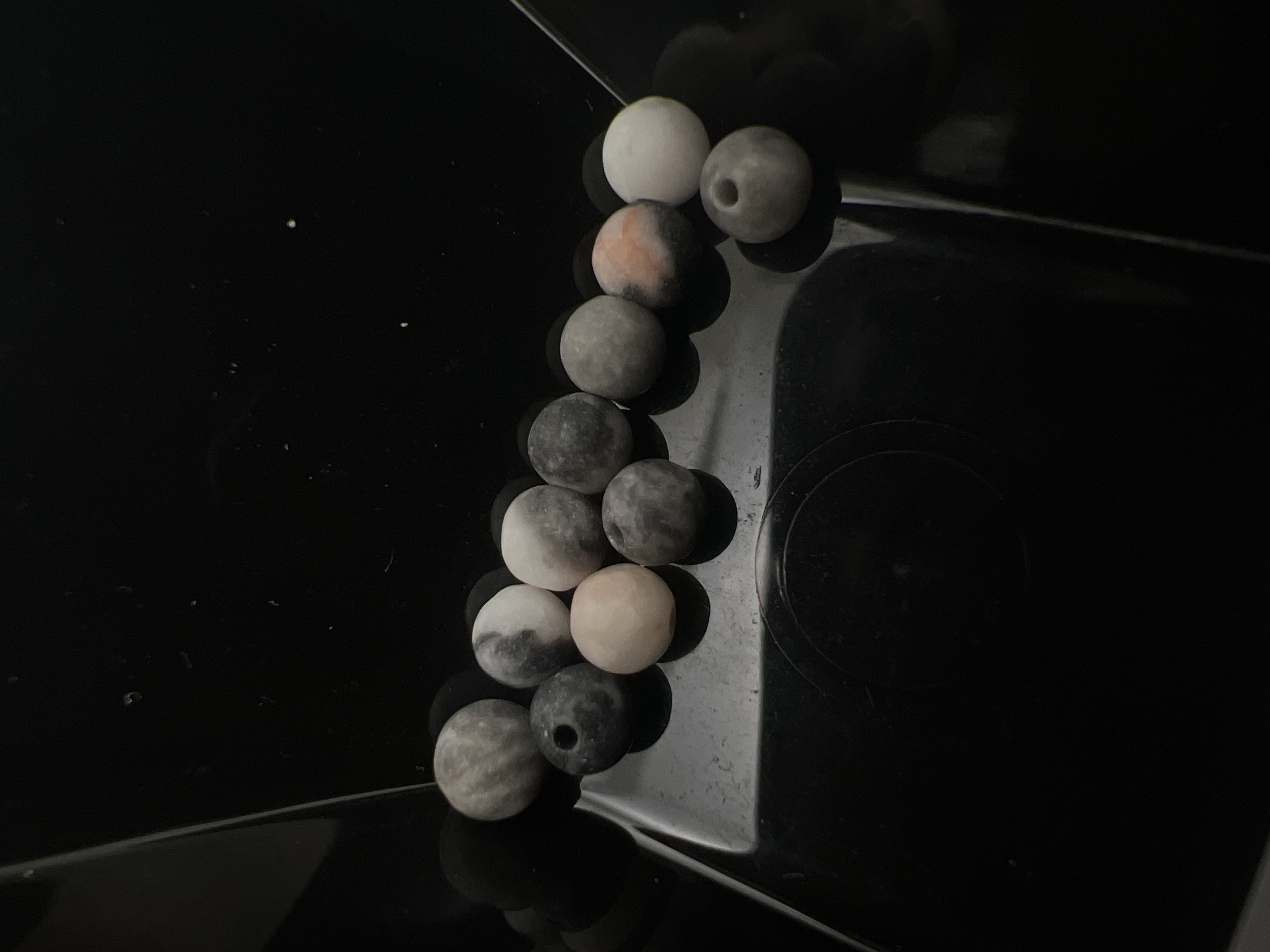 Jaspis zebrovaný růžový, zmatnělý 4mm